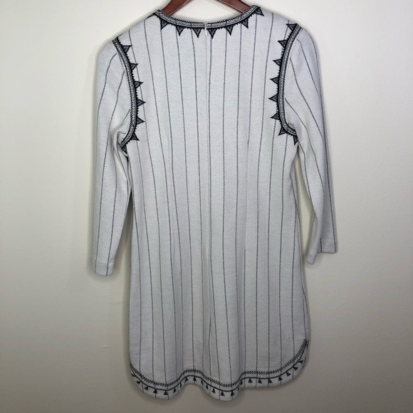 Gianni Bini- Cream Dress- Size M- NWT - Picture 4 of 4